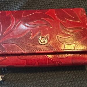 Chic Red Embossed Women's Wallet